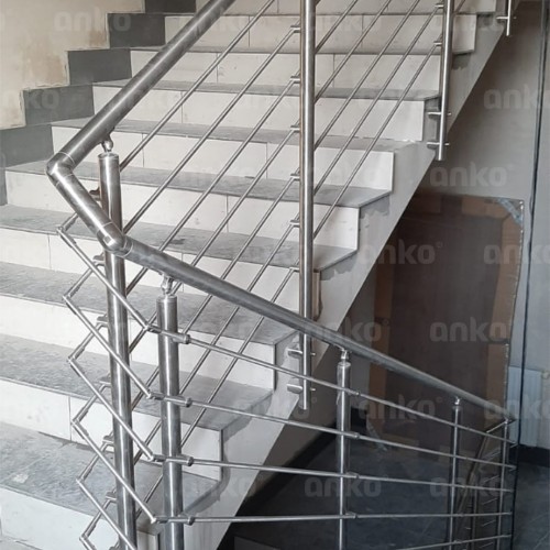 Realizacja Anko Balustrady wewnętrzne W32