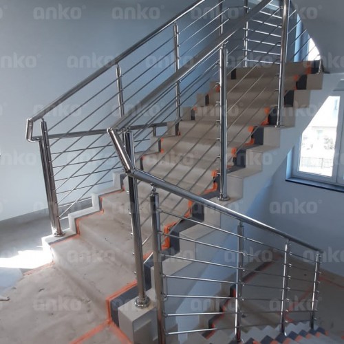 Realizacja Anko Balustrady wewnętrzne W22