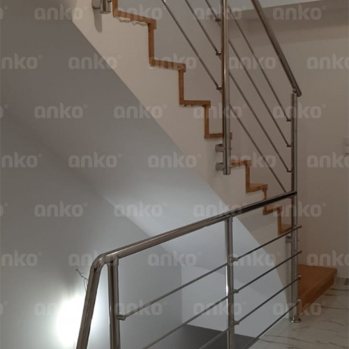 Realizacja Anko Balustrady wewnętrzne W19